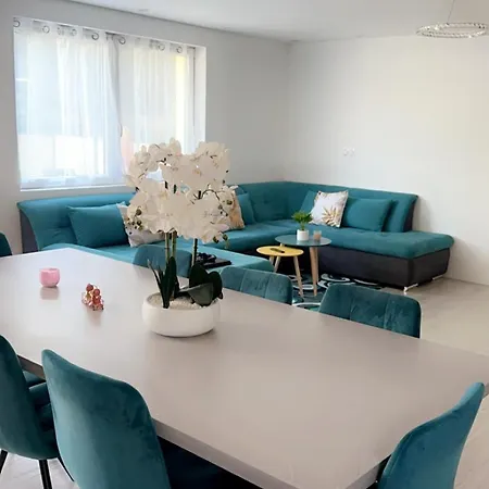 House For Rent, 4 People * Huttenheim